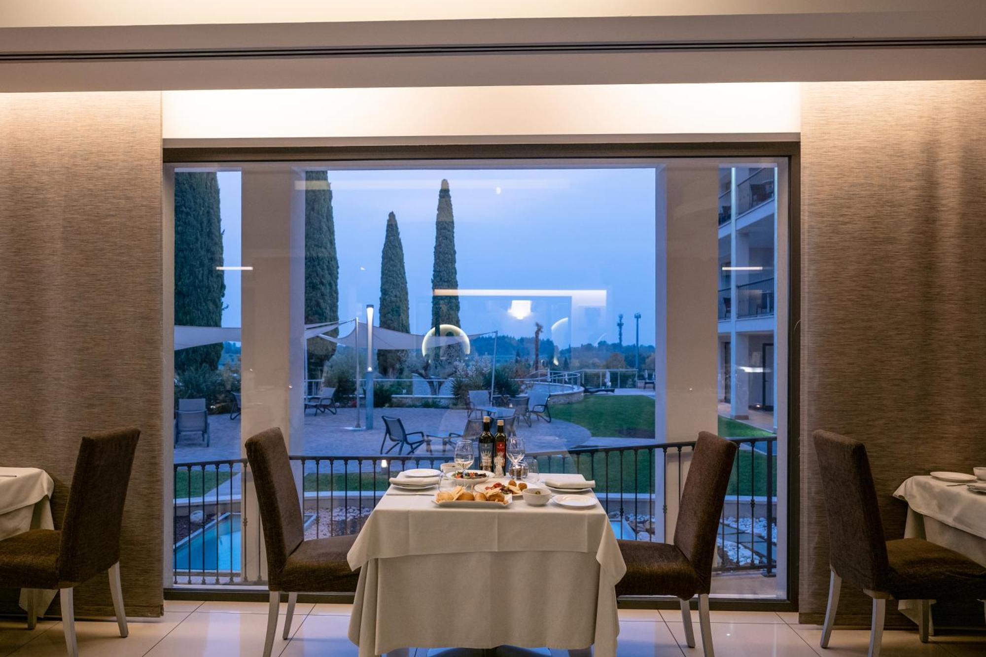 Villa Luisa Resort & Luxury Apartments San Felice del Benaco Eksteriør billede