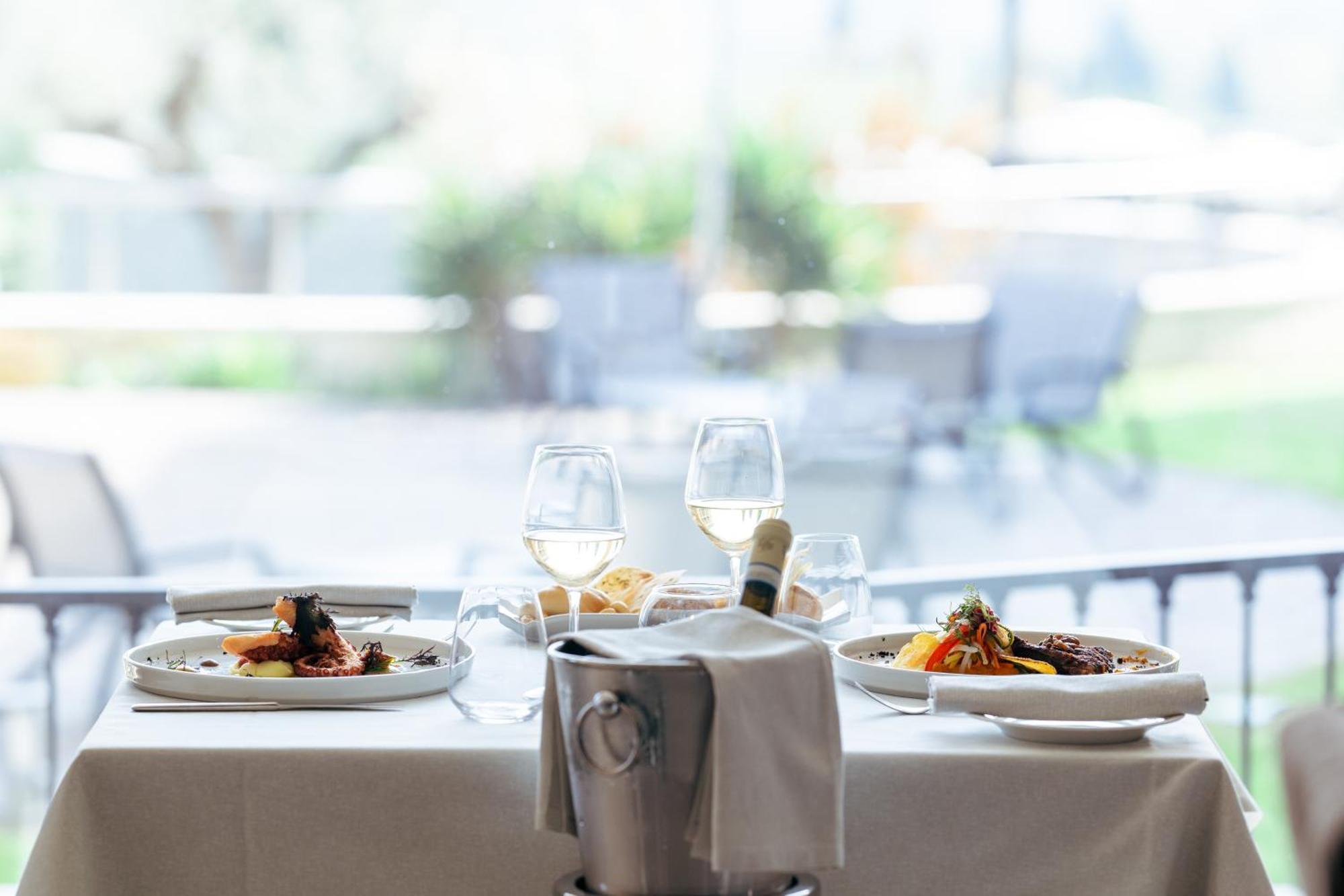 Villa Luisa Resort & Luxury Apartments San Felice del Benaco Eksteriør billede