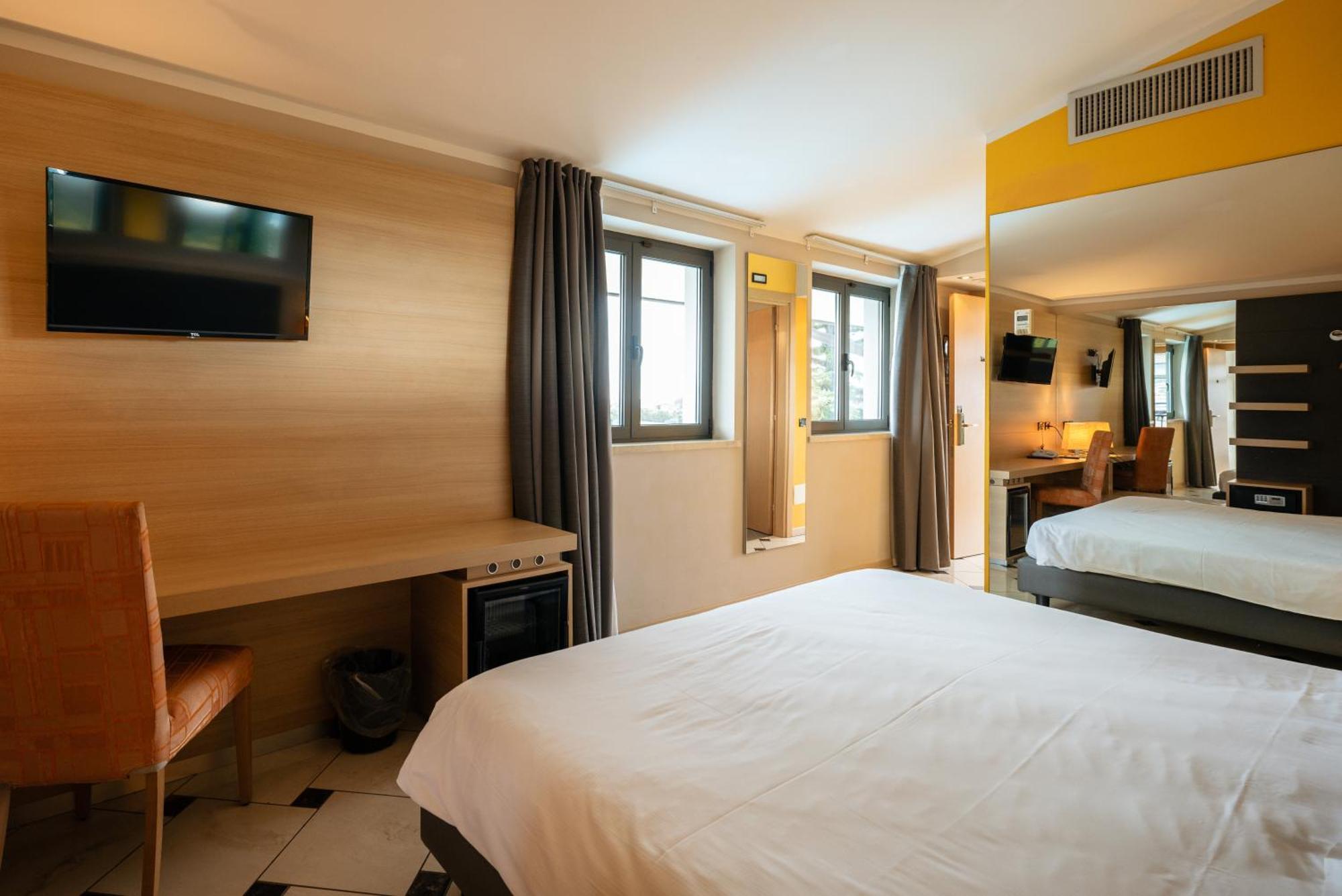 Villa Luisa Resort & Luxury Apartments San Felice del Benaco Eksteriør billede